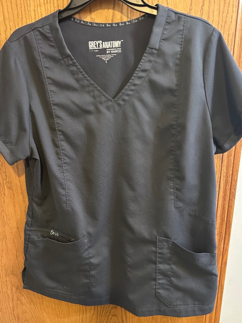 Women’s Greys anatomy scrub top